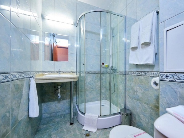 Karolina Hotel & Apartments ****